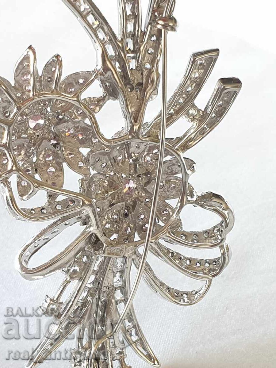 Доставка на Масивна сребърна брошка Доставка на Масивна сребърна брошка