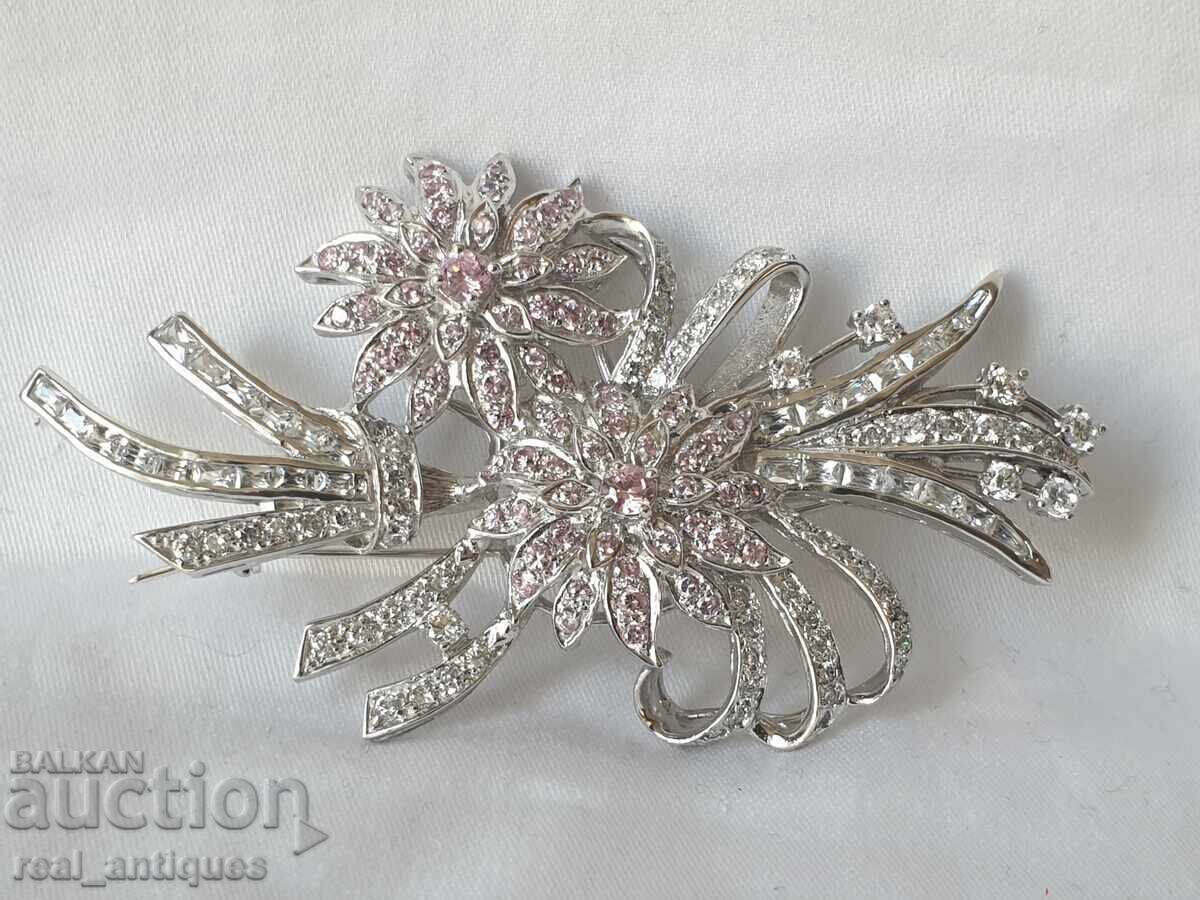 Масивна сребърна брошка Масивна сребърна брошка