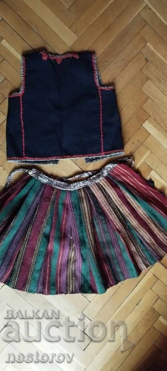 Delivery of WOMEN'S/CHILDREN'S OLD PERNISHKO WEAR Delivery of WOMEN'S/CHILDREN'S OLD PERNISHKO WEAR