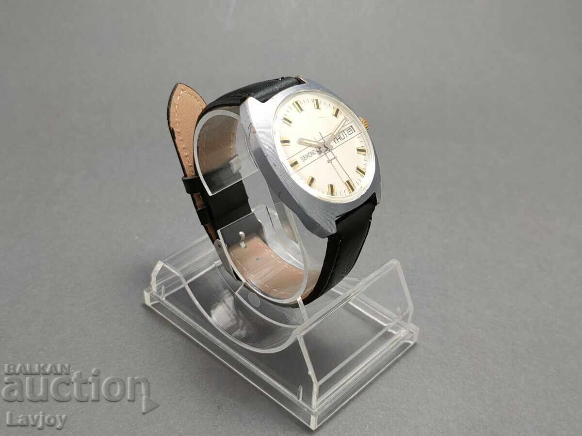 ☭  Слава ☭ Sekonda***   ретро модел с цена 30.00 €