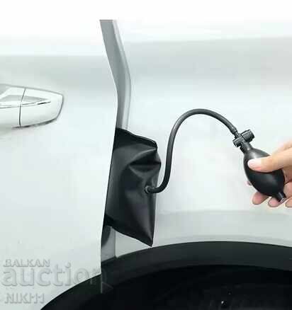 Auction  Hand pump air bag for opening doors