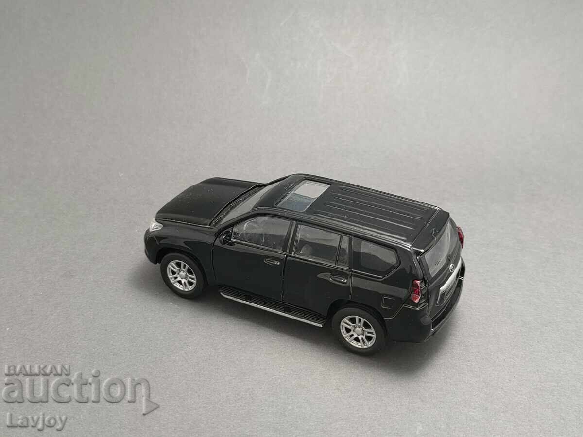 Toyota Land cruiser metal toy car with price 10.00 BGN | € 5.11 Toyota Land cruiser metal toy car with price 10.00 BGN | € 5.11