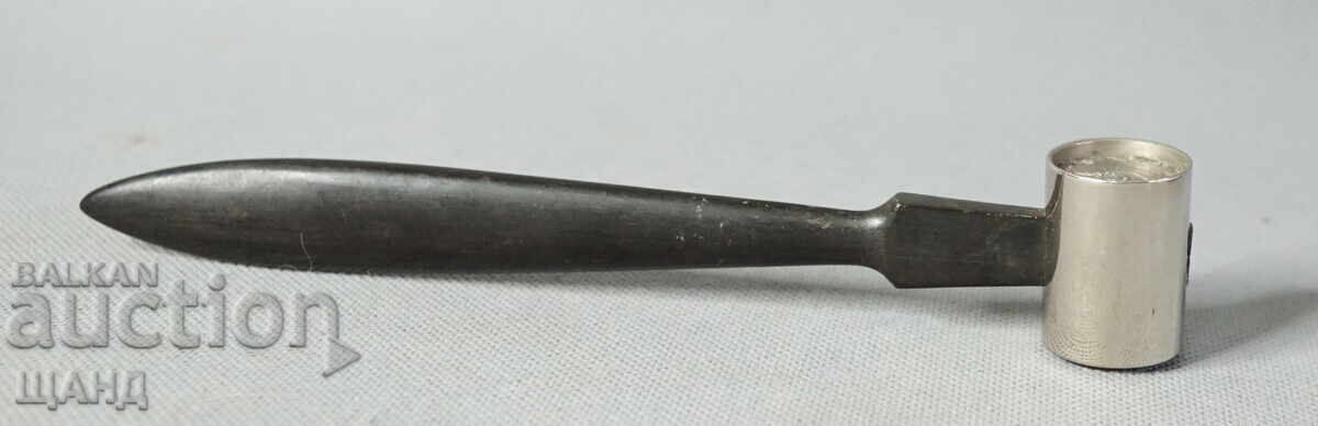 Ciocan de instrument medical vechi cu mâner de abanos cu preț 15.00 BGN | € 7.67