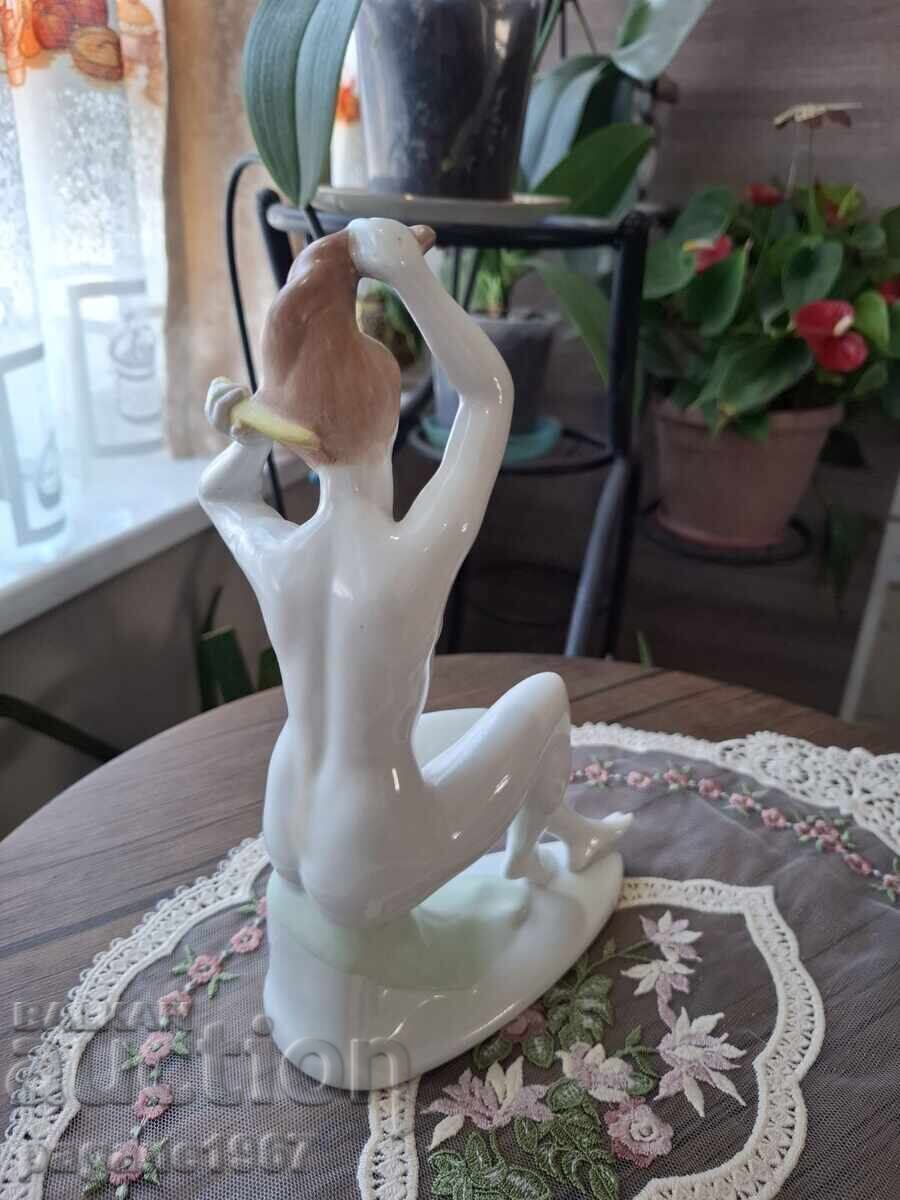 Hungarian porcelain figure - 7