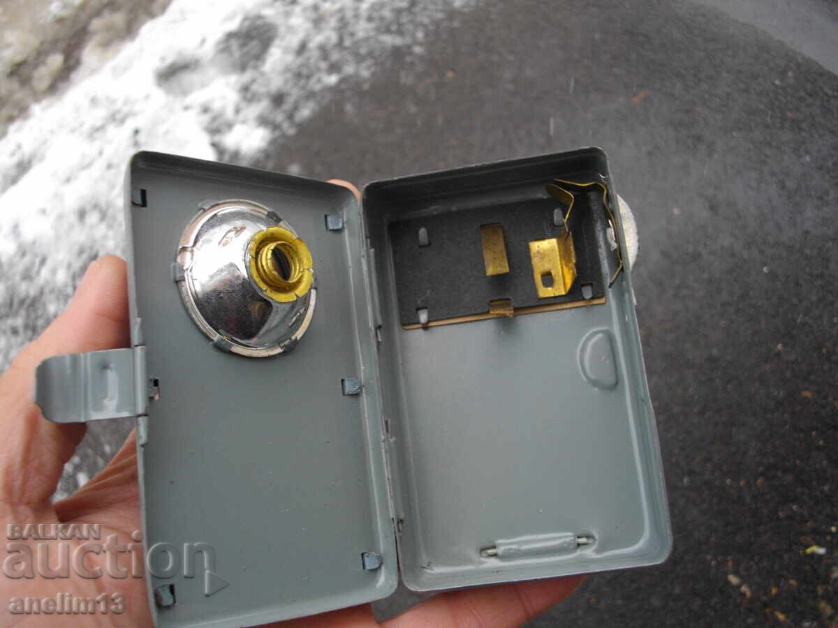 MILITARY FLASHLIGHT NEW MINT 2 - 5