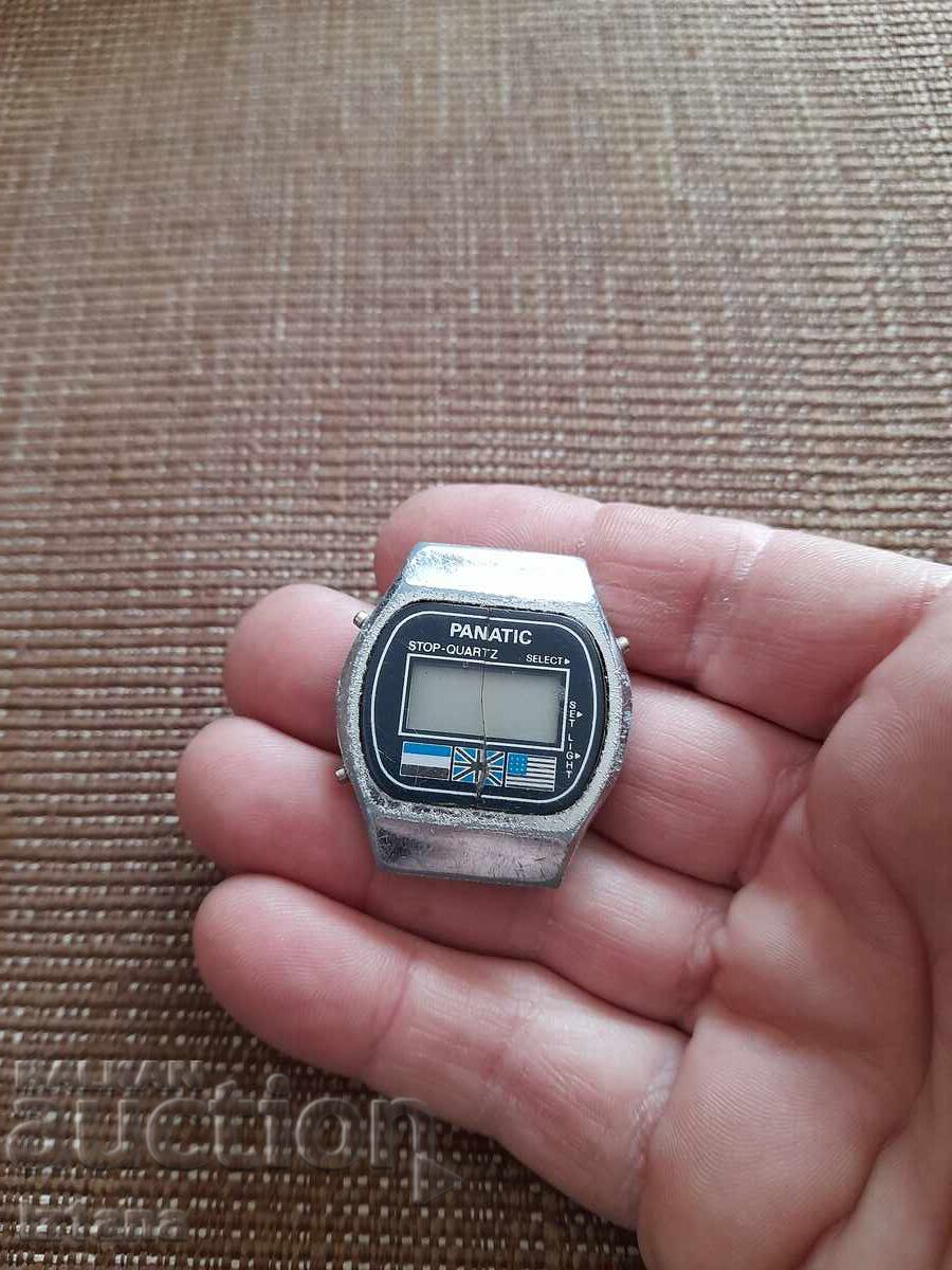 Old electronic watch Panatic with price 11.00 BGN | € 5.62