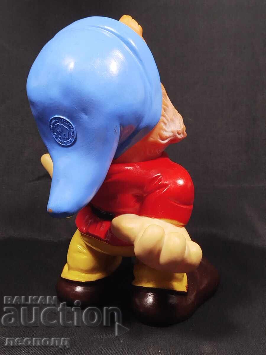 Delivery of OLD RETRO RUBBER TOY DWARF DOLL DISNEY ITALY Delivery of OLD RETRO RUBBER TOY DWARF DOLL DISNEY ITALY