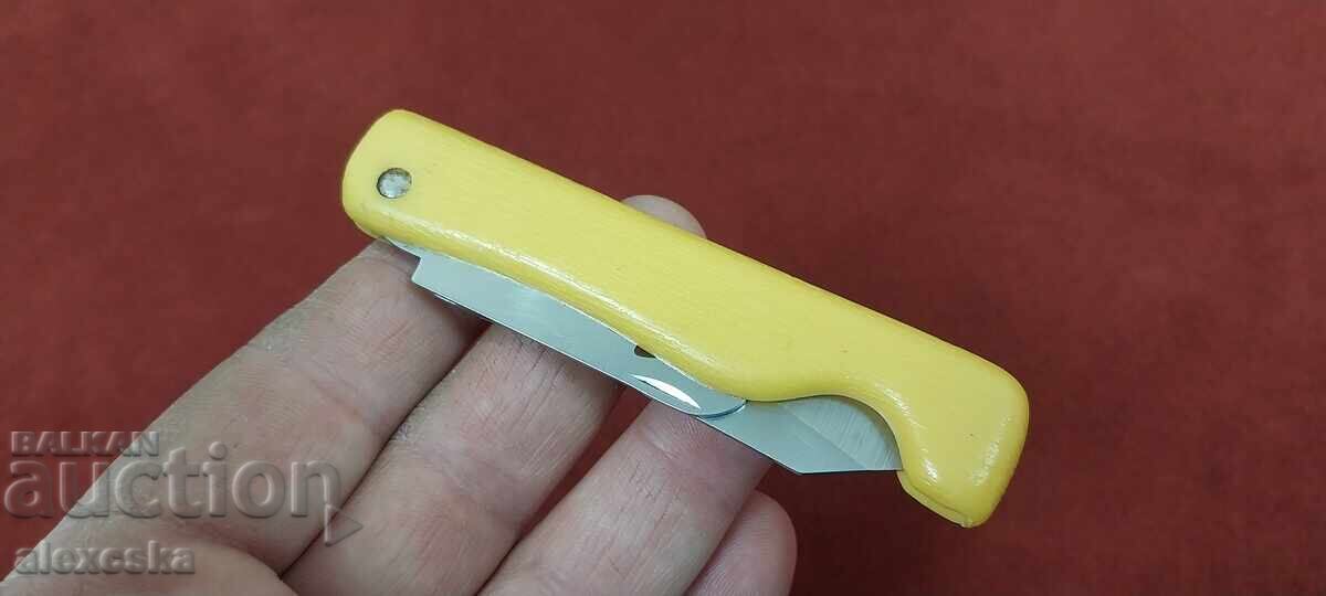 Auction Tourist pocket knife Auction Tourist pocket knife