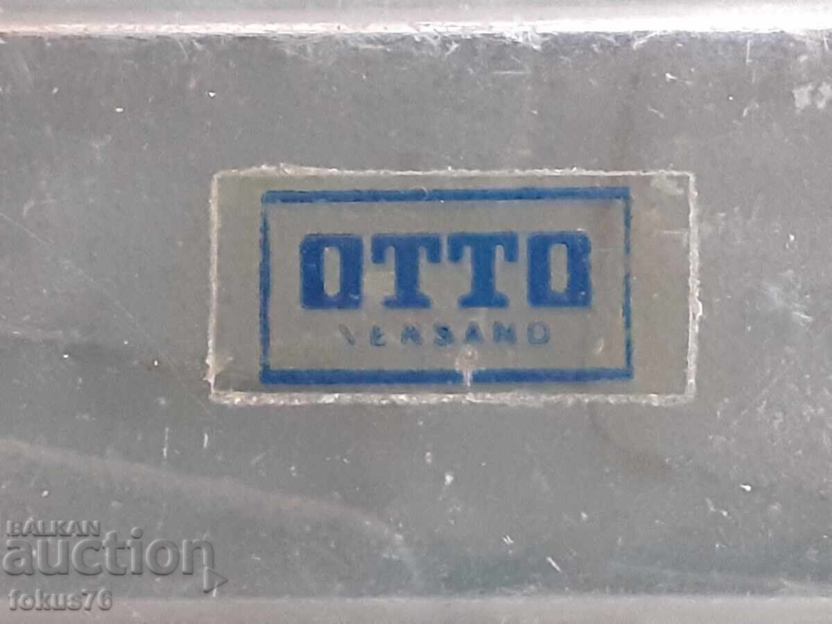 Collector's spoon OTTO gilded porcelain with price 25.00 BGN | € 12.78 Collector's spoon OTTO gilded porcelain with price 25.00 BGN | € 12.78