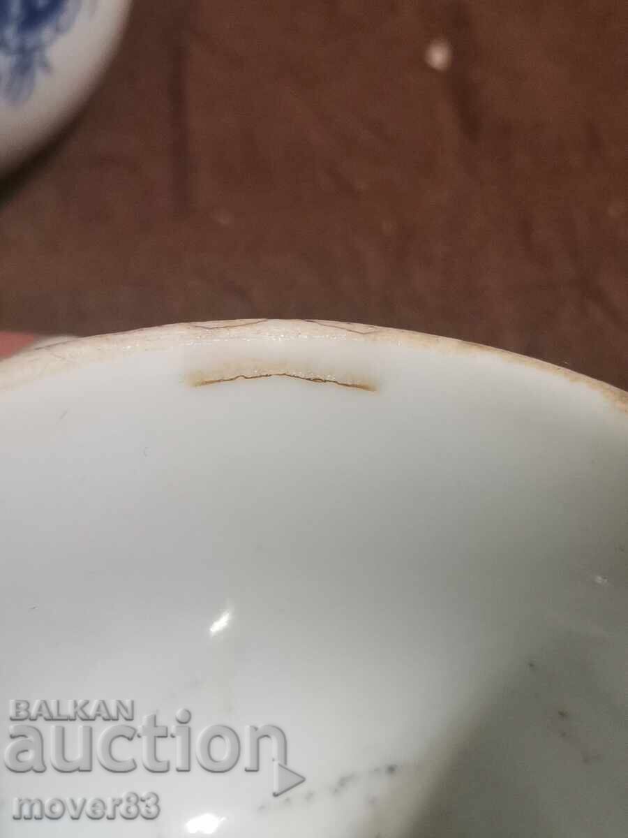 Porcelain service. Incomplete - 5 Porcelain service. Incomplete - 5