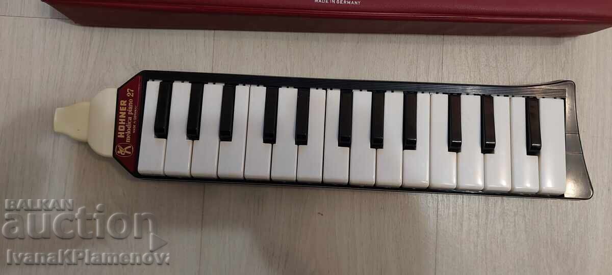 Пиано тип хармоника Германия за ценители Пиано тип хармоника Германия за ценители