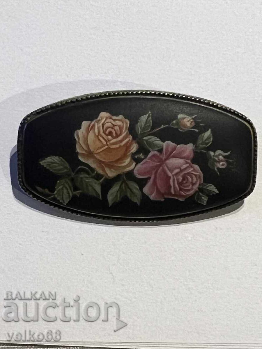 old silver brooch with price 35.00 BGN | € 17.90 old silver brooch with price 35.00 BGN | € 17.90