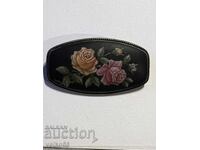 стара сребърна брошка