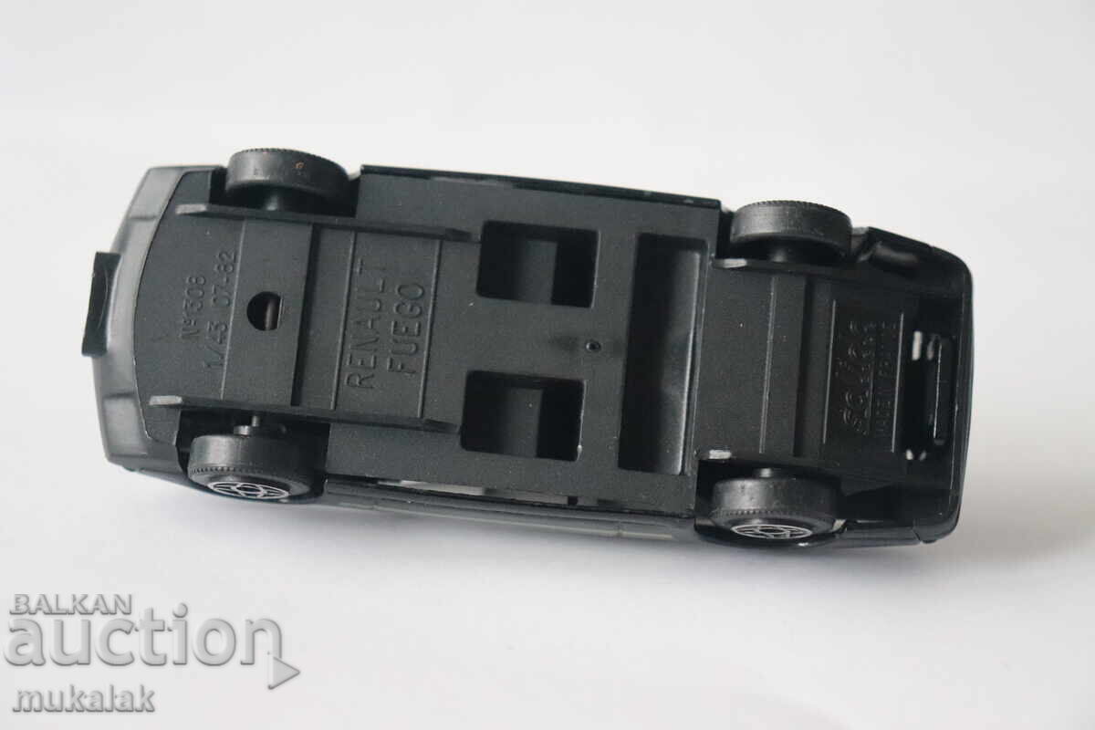 1:43 SOLIDO RENAULT FUEGO TRUCK MODEL - 6 1:43 SOLIDO RENAULT FUEGO TRUCK MODEL - 6