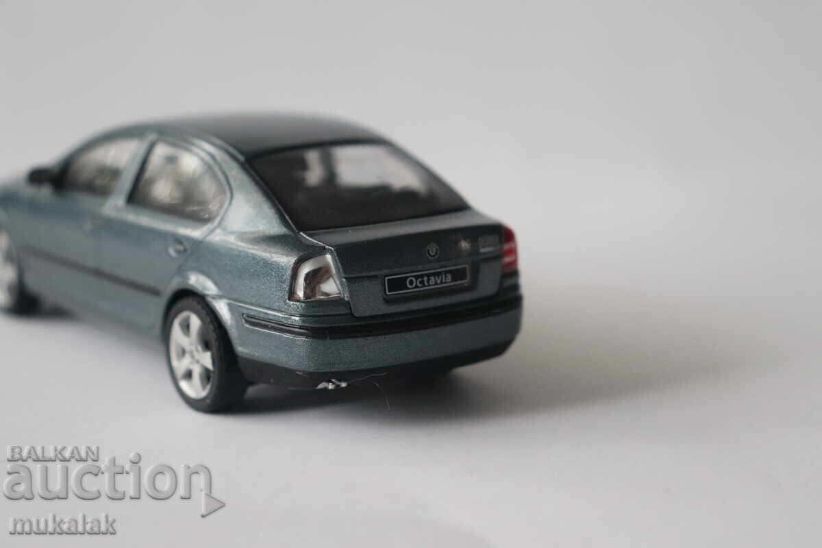 1:43 HONGWELL SCODA OCTAVIA CAR MODEL - 5 1:43 HONGWELL SCODA OCTAVIA CAR MODEL - 5
