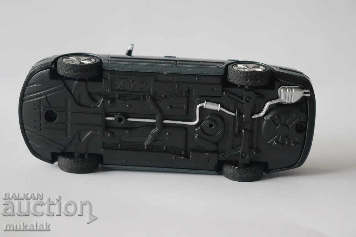 1:43 HONGWELL SCODA OCTAVIA CAR MODEL - 7 1:43 HONGWELL SCODA OCTAVIA CAR MODEL - 7