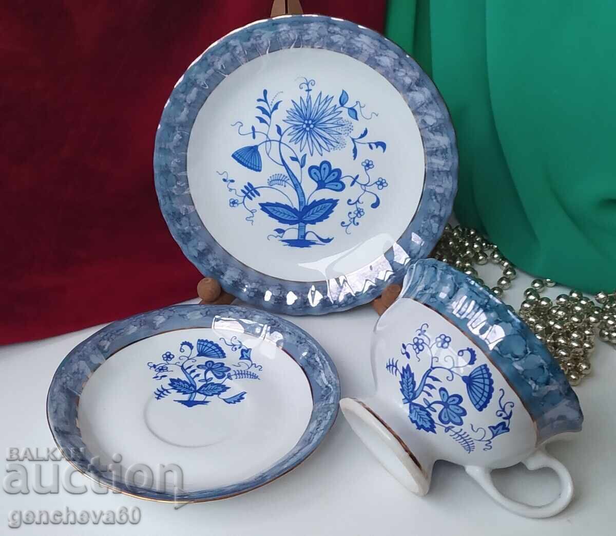 Unique porcelain triple set in blue for tea Unique porcelain triple set in blue for tea