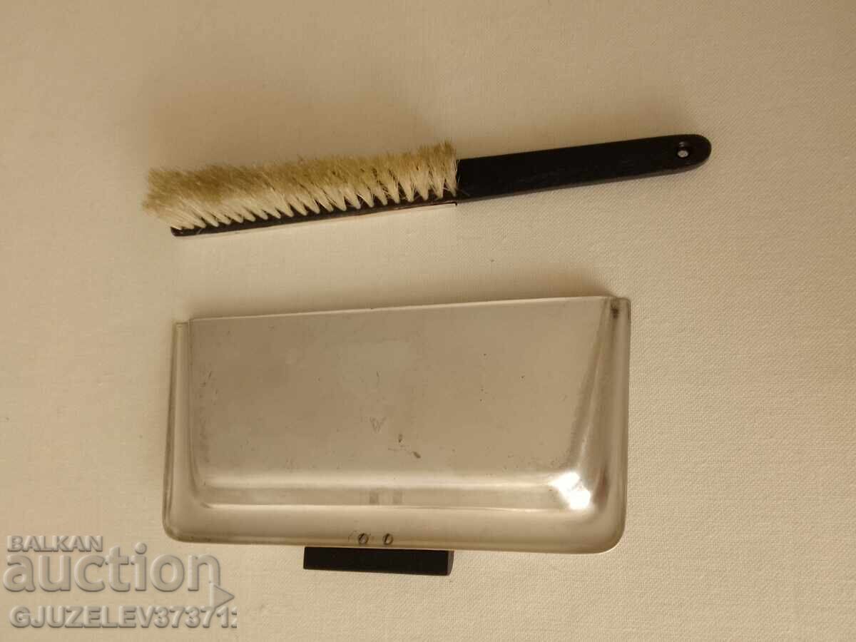 English silver plated table brush set with spatula - 5 English silver plated table brush set with spatula - 5