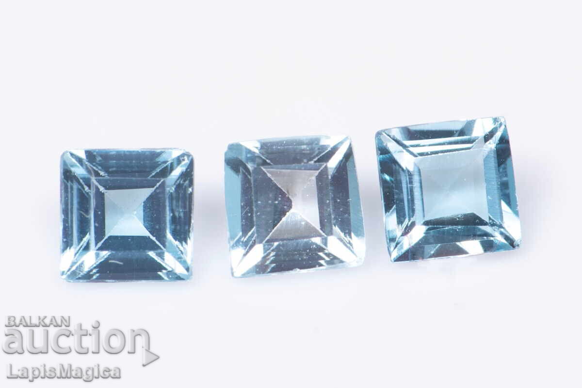 3 Blue Topaz 0.49ct 3mm Square Cut #7 3 Blue Topaz 0.49ct 3mm Square Cut #7