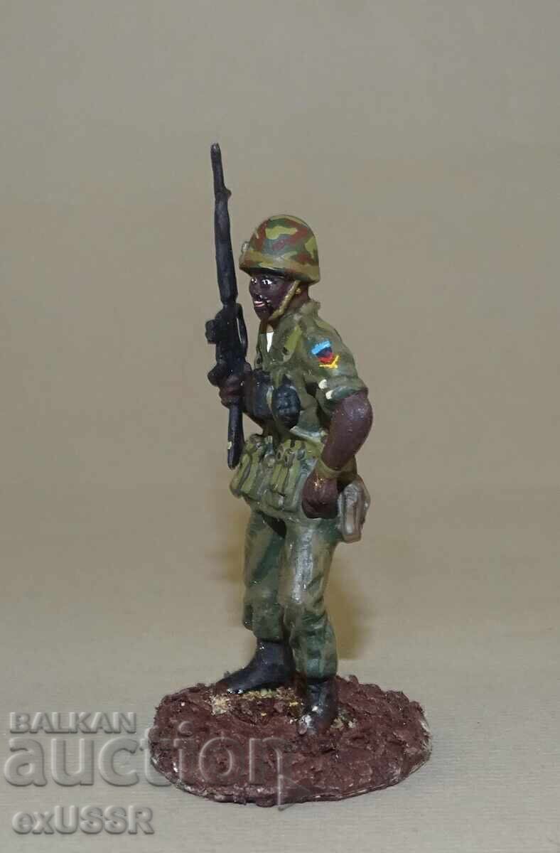 Soldat american vechi pictat manual cu preț € 10.23 | 20.01 BGN