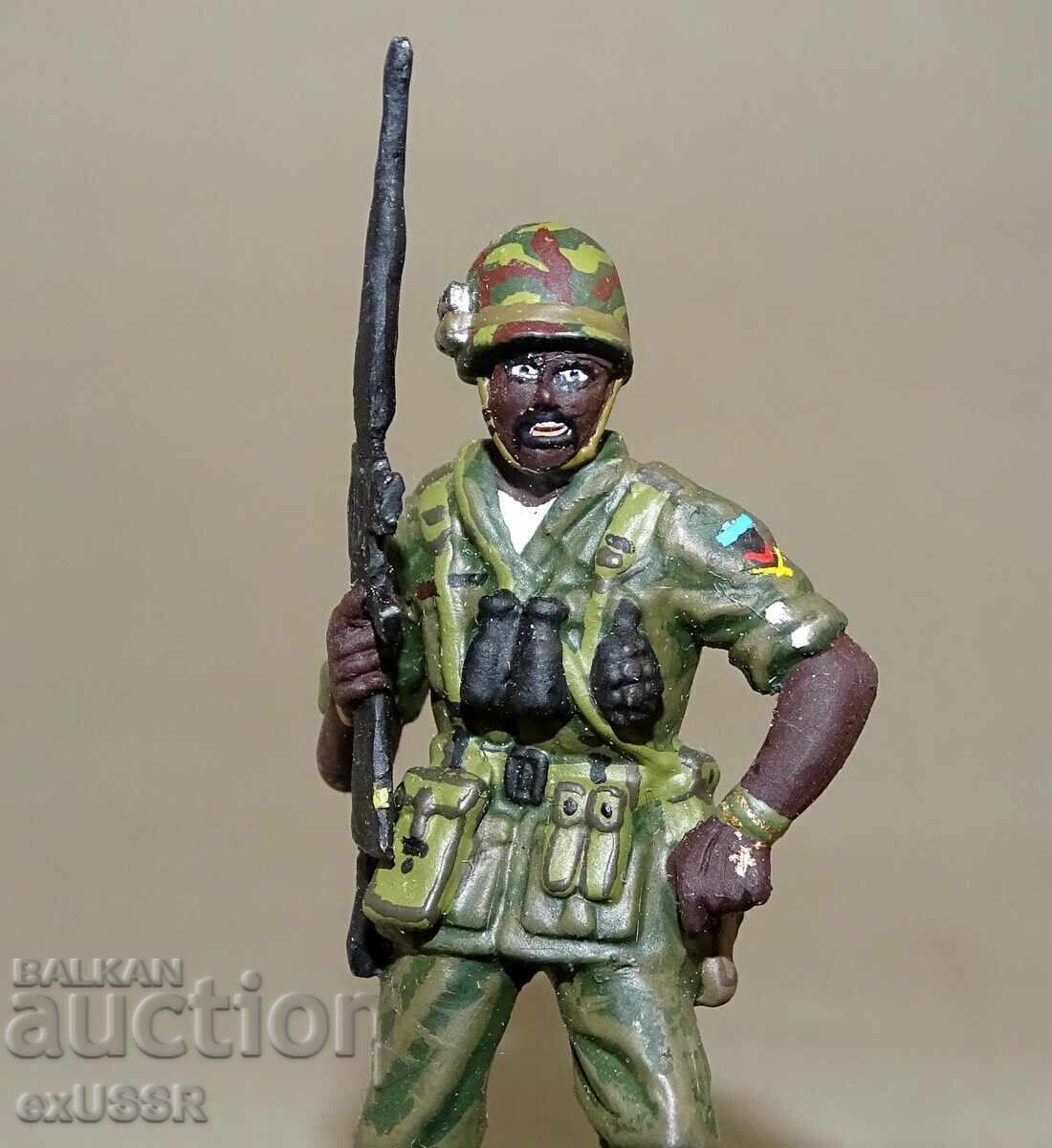 Доставка на Стар ръчно рисуван американски войник Доставка на Стар ръчно рисуван американски войник