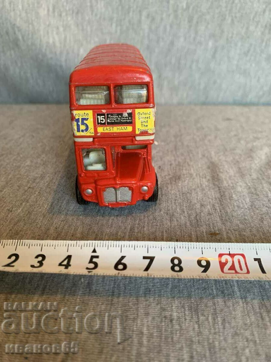 Auction CORGI double decker bus Auction CORGI double decker bus