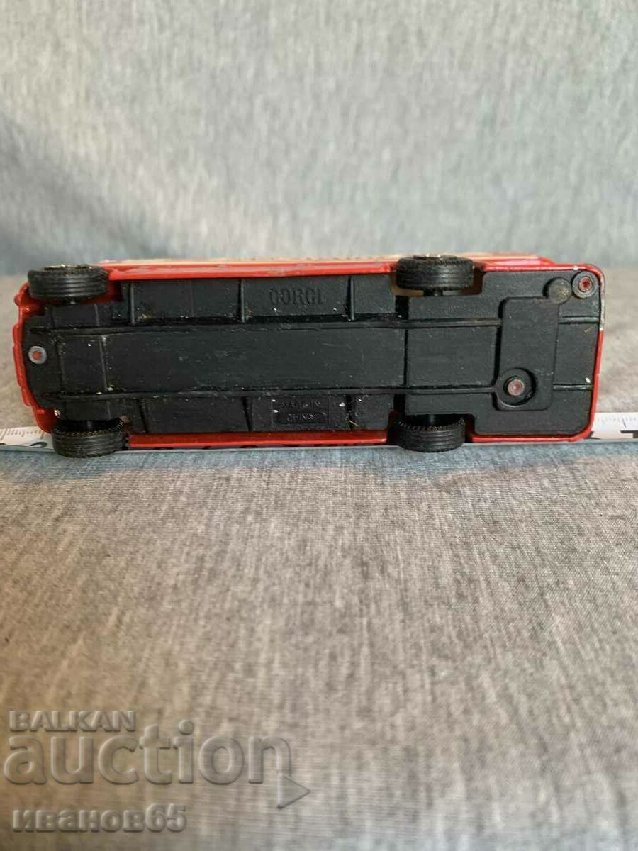 CORGI double decker bus - 5 CORGI double decker bus - 5