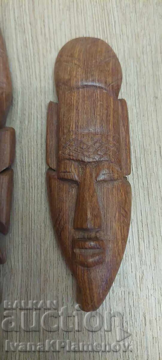 Delivery of Woodcarvings, three pieces, excellent for collectors Delivery of Woodcarvings, three pieces, excellent for collectors