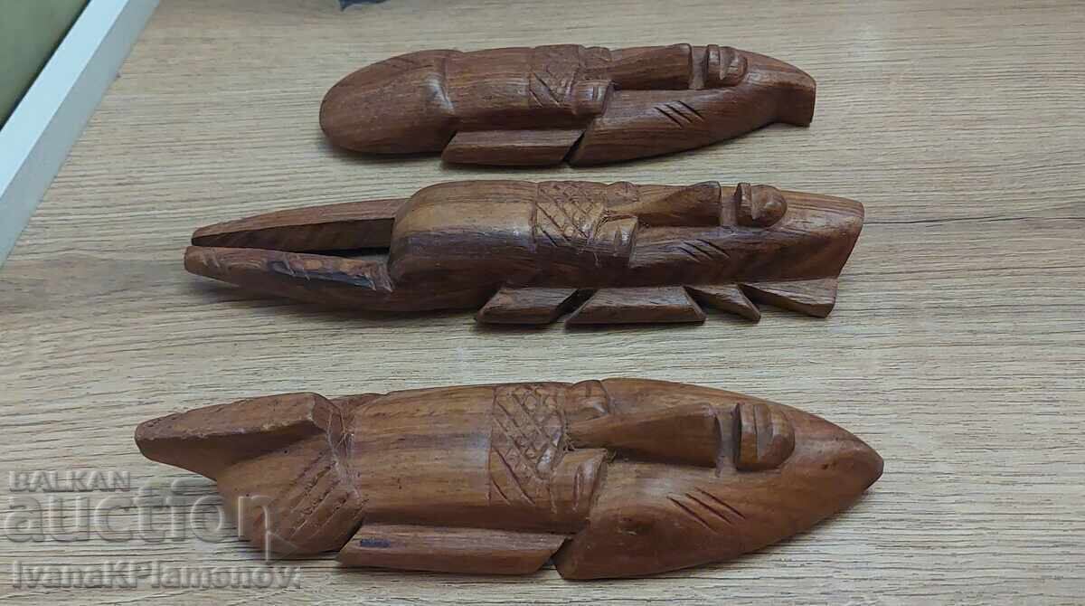 Woodcarvings, three pieces, excellent for collectors - 6 Woodcarvings, three pieces, excellent for collectors - 6