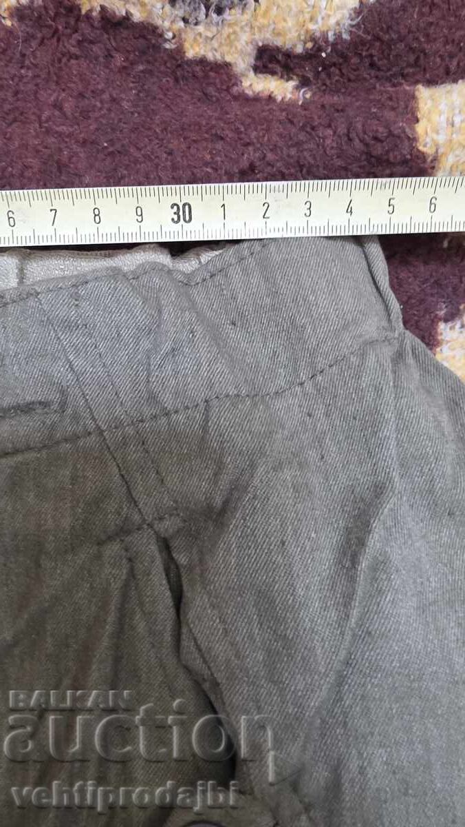 Delivery of Old military trousers