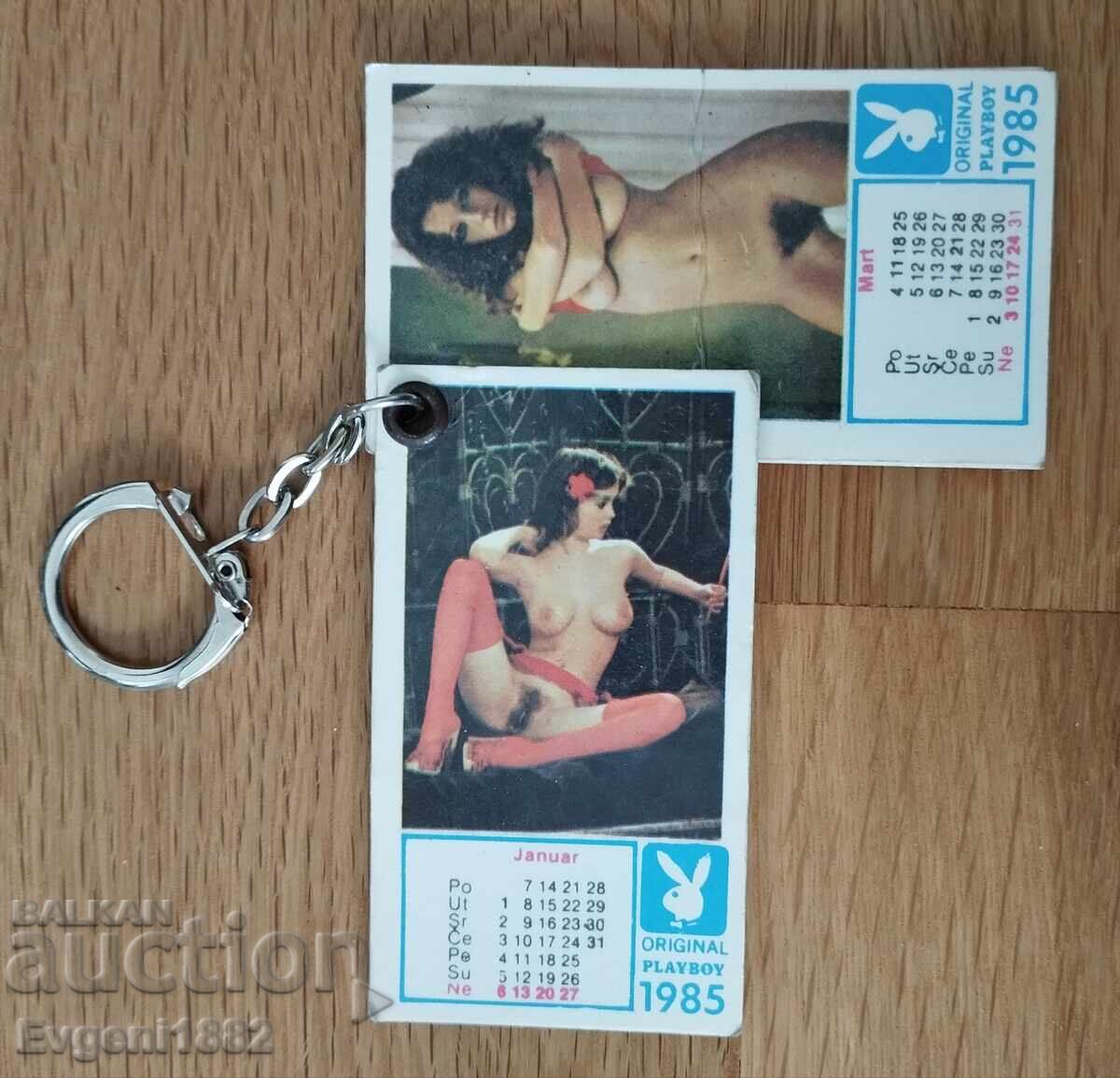 Calendar pentru breloc Playboy Original 1985 cu preț 20.00 BGN | € 10.23