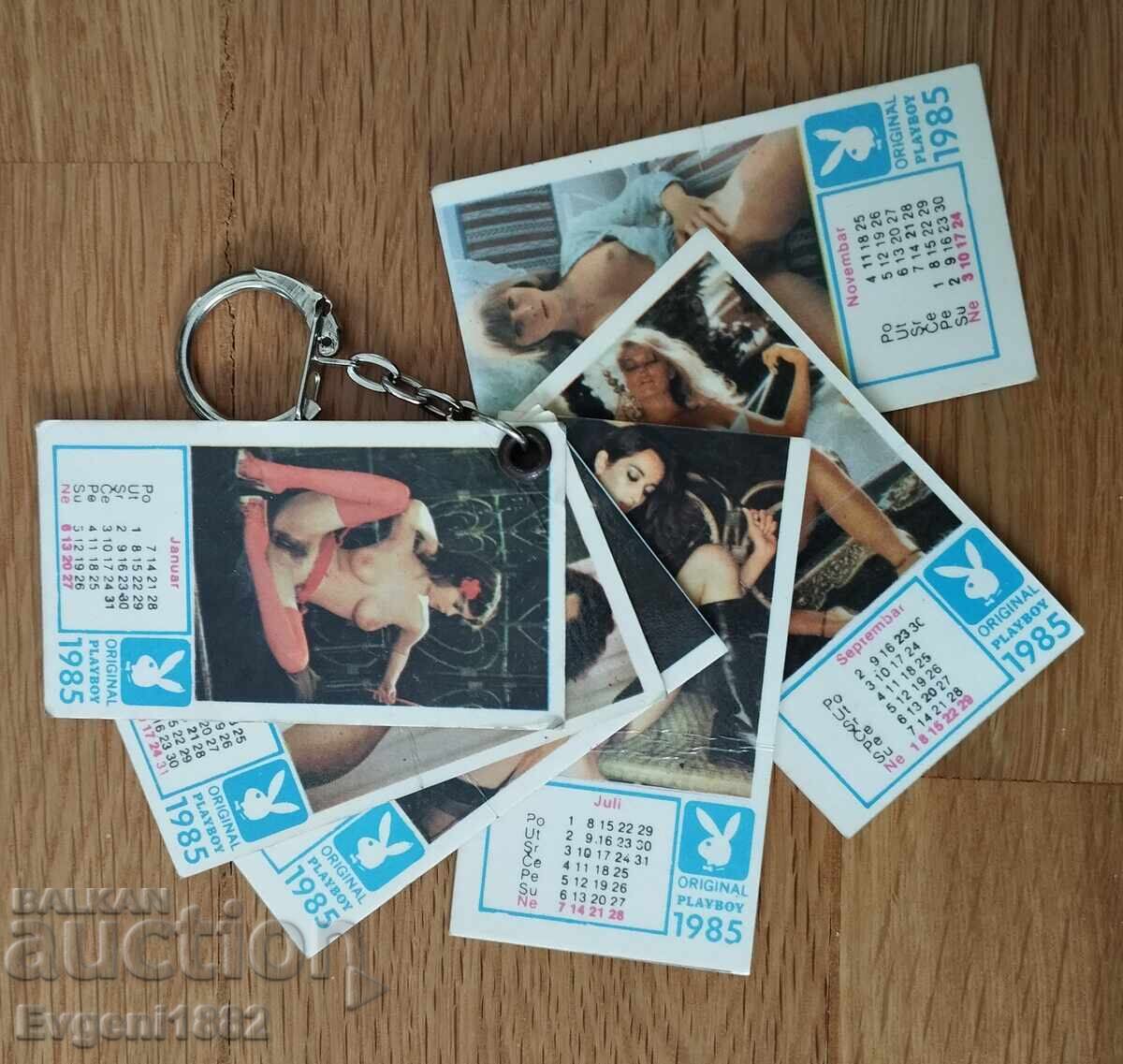 Licitație Calendar pentru breloc Playboy Original 1985