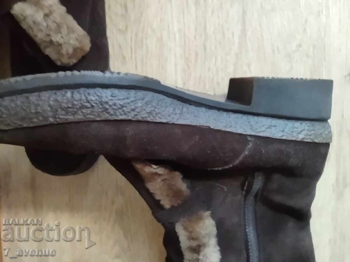 Delivery of Women's boots, leather, good in every way, 19.02.2025 Delivery of Women's boots, leather, good in every way, 19.02.2025