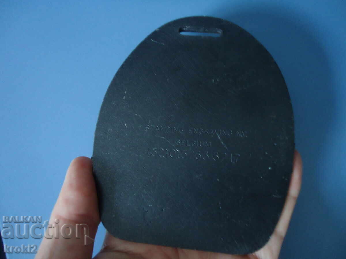 Масивен белгийски бронзов плакет медал конен спорт с цена 30.00 лв. | € 15.34 Масивен белгийски бронзов плакет медал конен спорт с цена 30.00 лв. | € 15.34