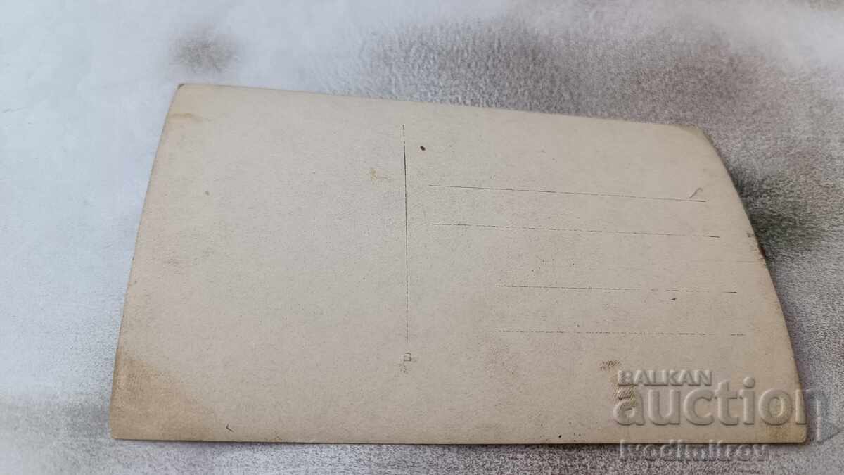 Photo Six young girls with price 1.75 BGN | € 0.89 Photo Six young girls with price 1.75 BGN | € 0.89