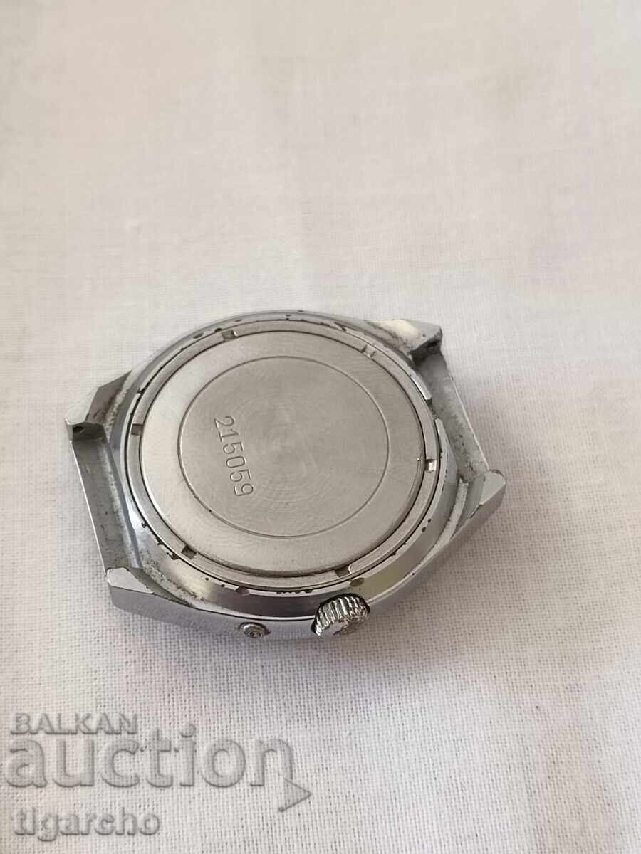 Delivery of Slava clock Delivery of Slava clock