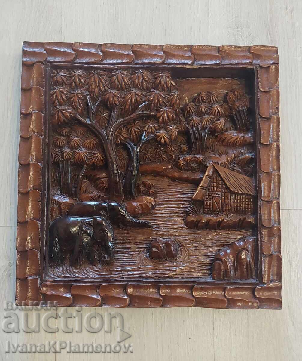 Solid wood carving for connoisseurs 32cm 32cm