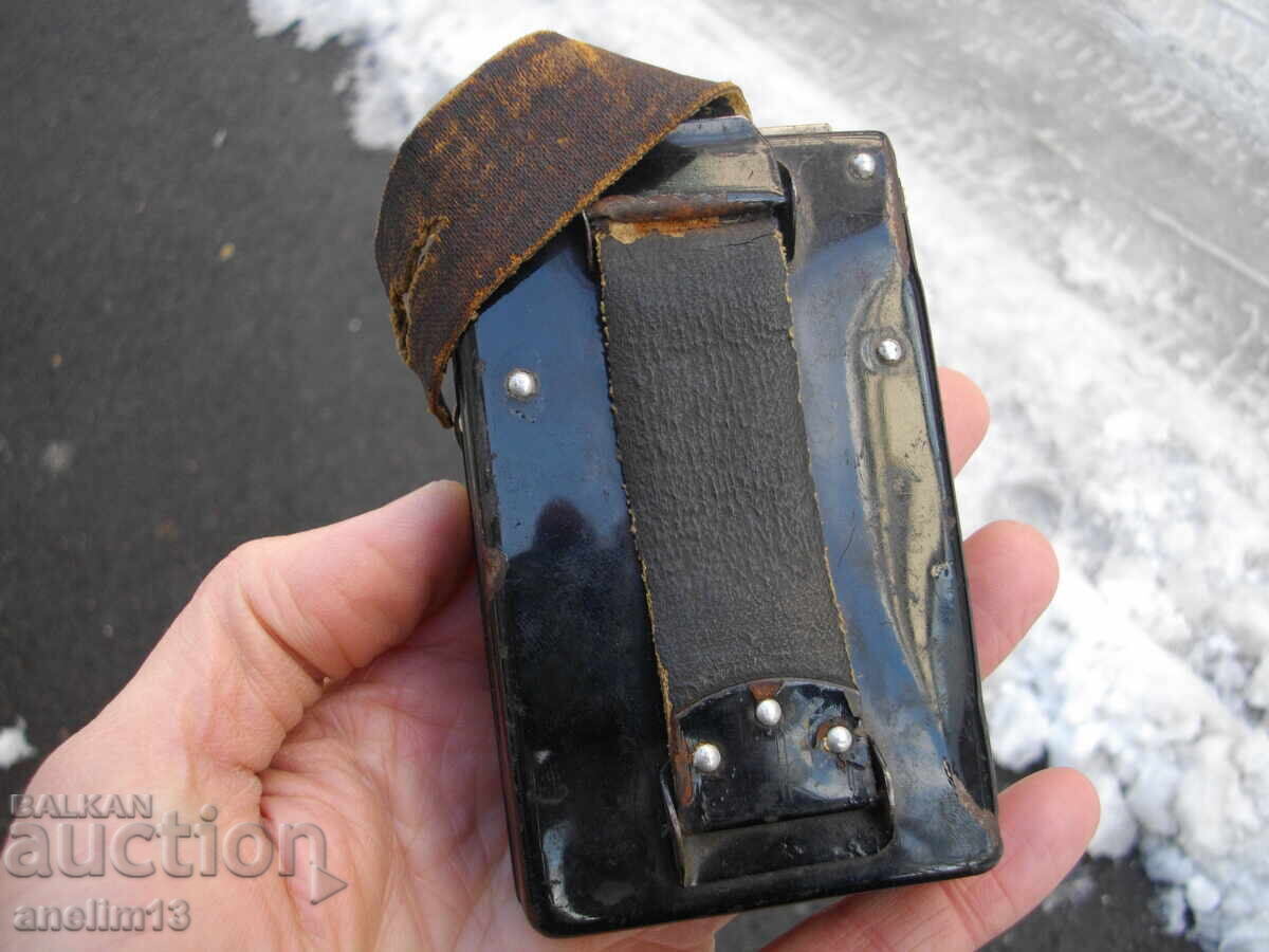 COLLECTIBLE OLD MILITARY FLASHLIGHT - 5