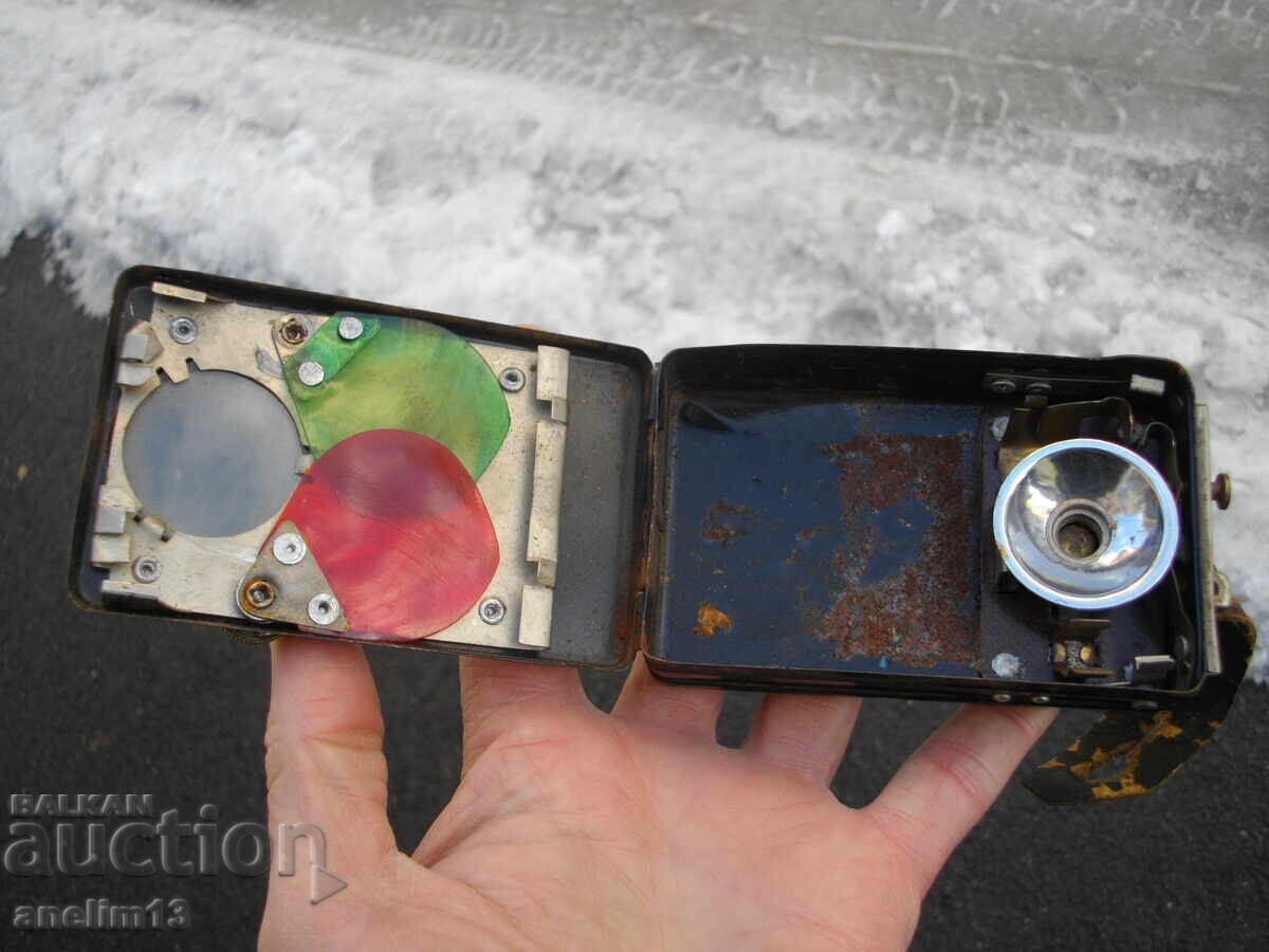 COLLECTIBLE OLD MILITARY FLASHLIGHT - 7