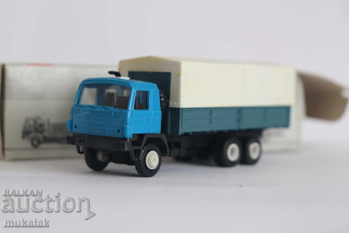 Delivery of MAB MOBILE H0 1/87 TATRA TRUCK MODEL TOY
