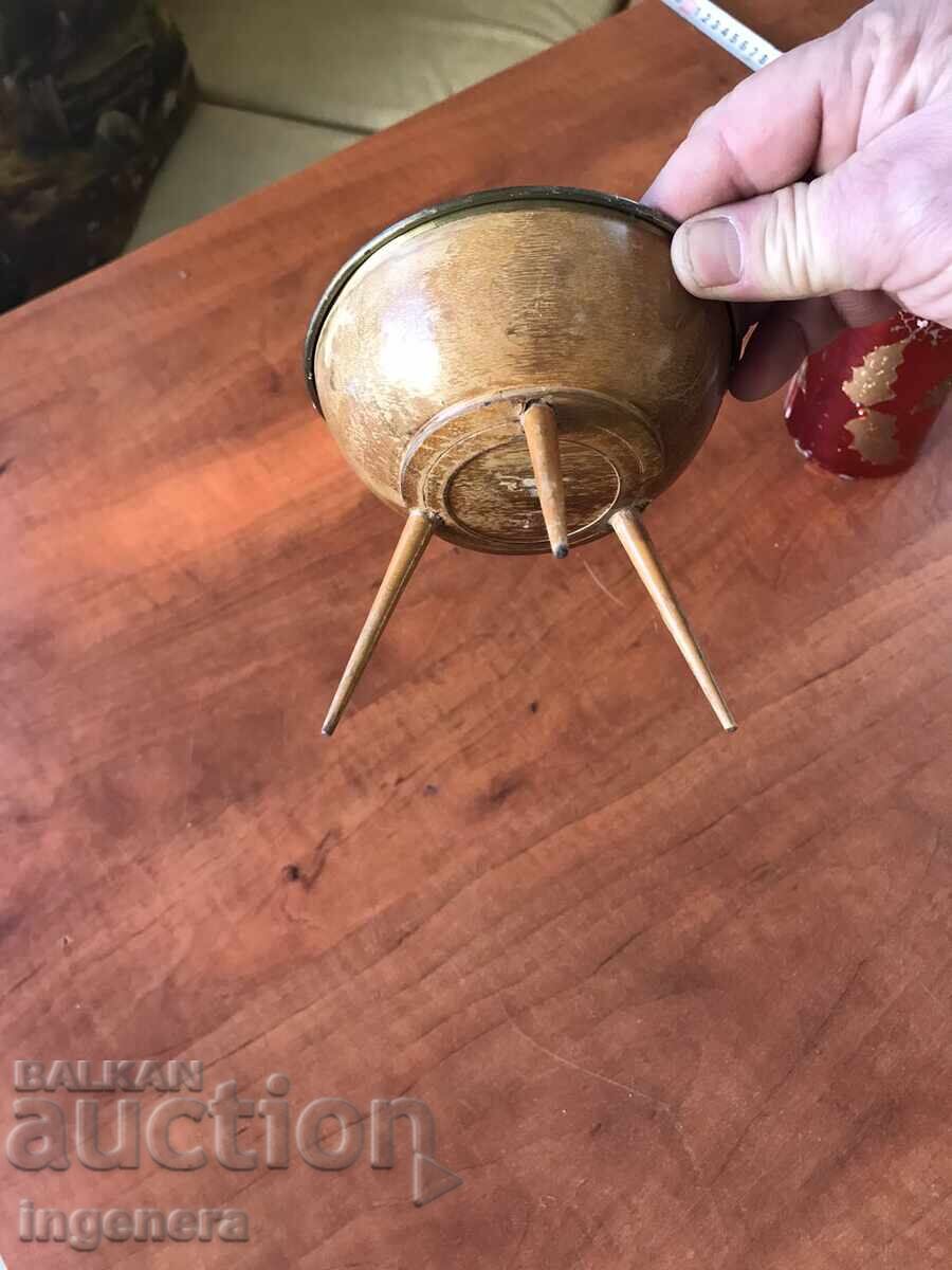 Auction CANDLEHOLDER WOODEN BRASS FITTINGS ANTIQUE Auction CANDLEHOLDER WOODEN BRASS FITTINGS ANTIQUE