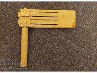 Кречетало ретро