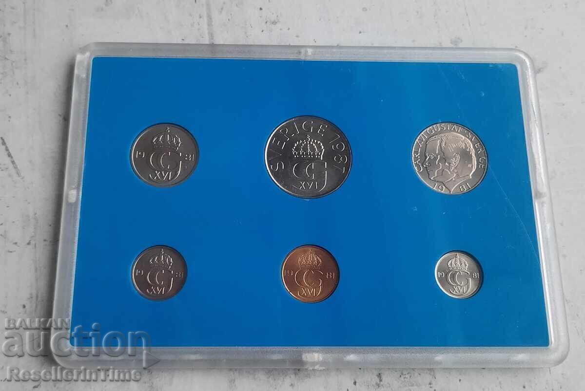 Delivery of Complete set of six Swedish coins 1981, in plastic...