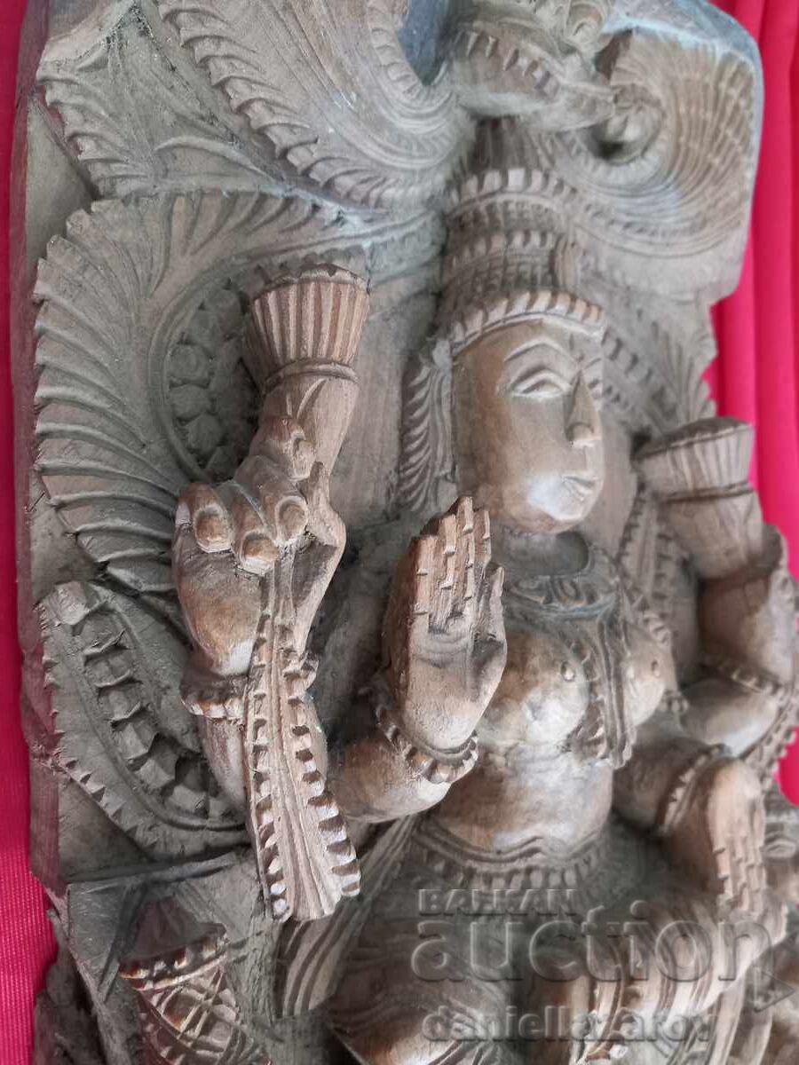Veche sculptură în lemn din Asia, panou, budism, zeiță, Buddha cu preț € 200.00 | 391.17 BGN