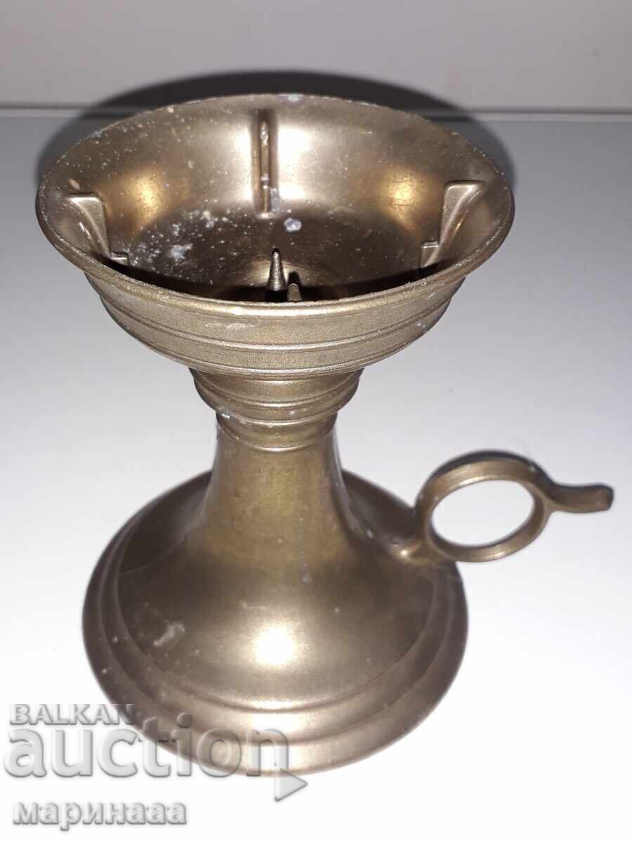 CANDLEHOLDER. BRASS - 6 CANDLEHOLDER. BRASS - 6