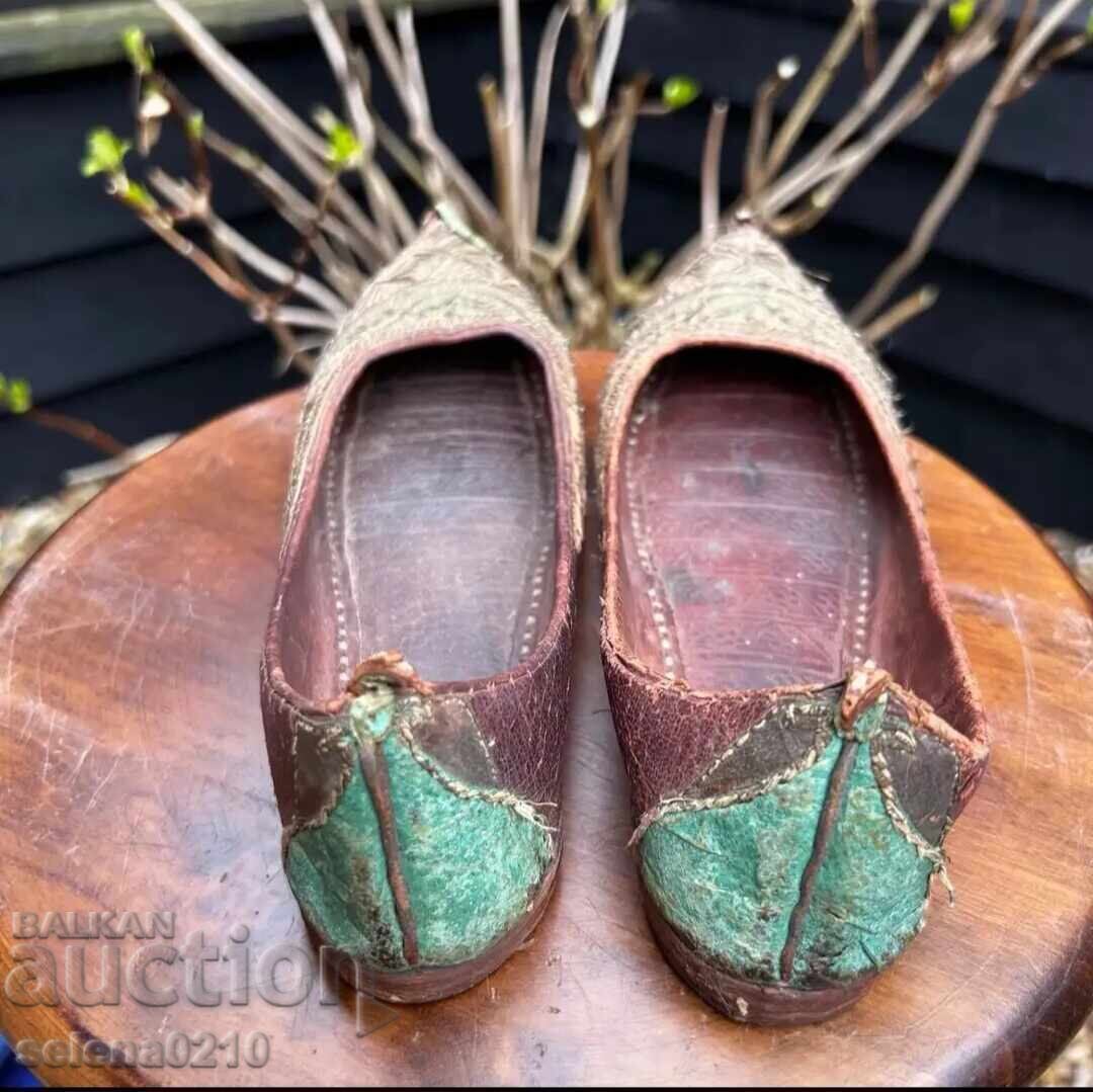 Auction Authentic leather shoes Auction Authentic leather shoes