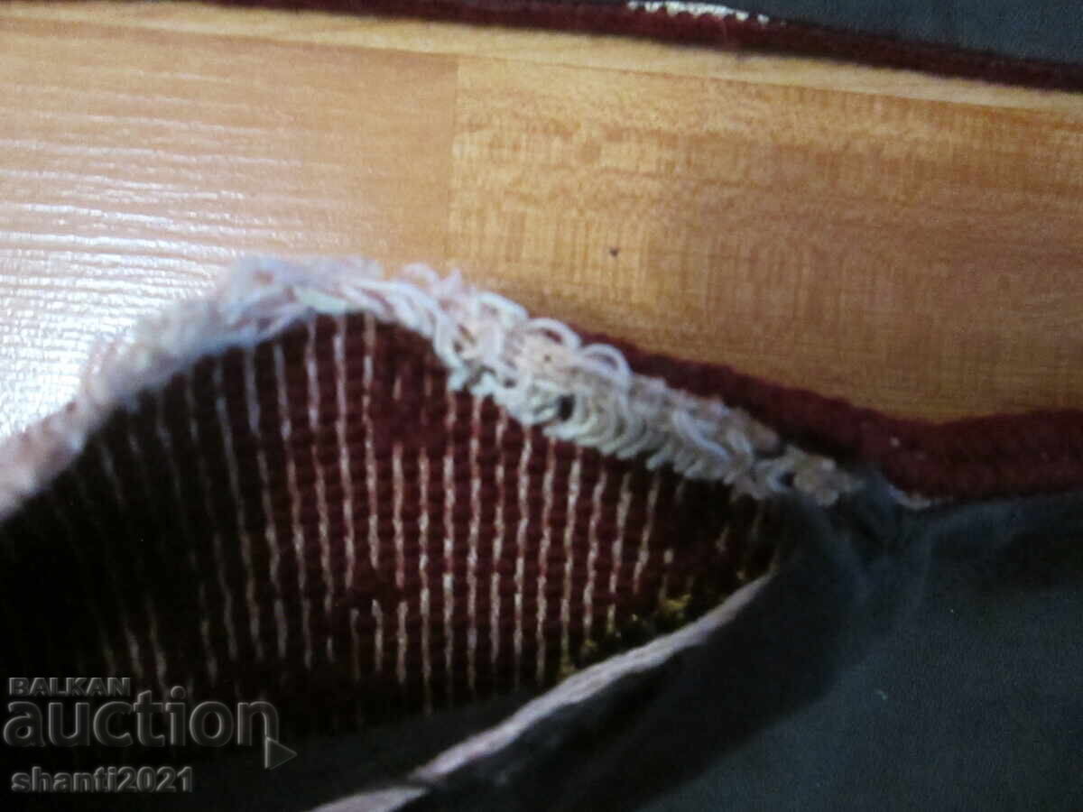 2 броя калъфки за възглавници, ръчна бродерия, 36х36см. - 6 2 броя калъфки за възглавници, ръчна бродерия, 36х36см. - 6