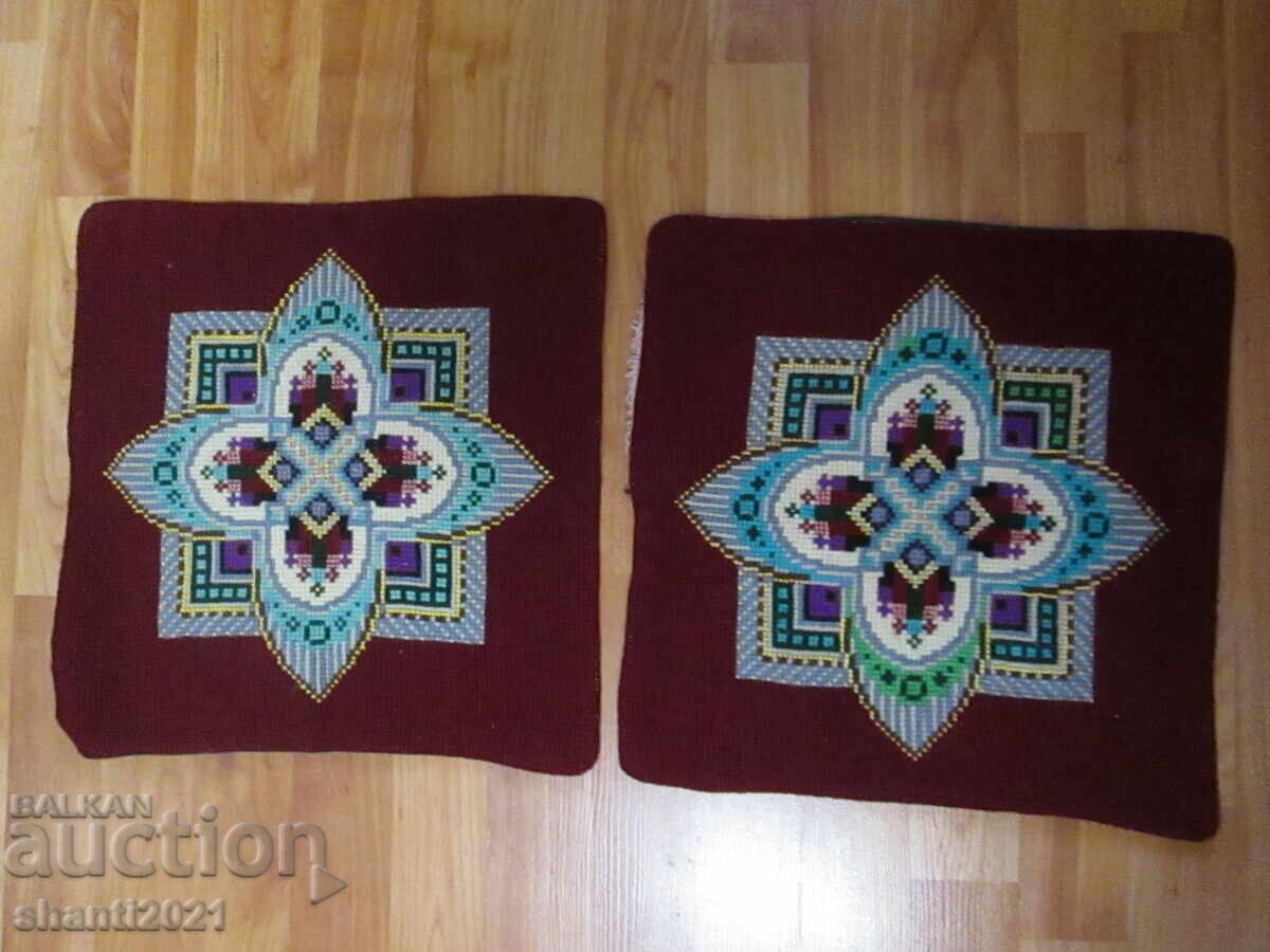 2 броя калъфки за възглавници, ръчна бродерия, 36х36см. 2 броя калъфки за възглавници, ръчна бродерия, 36х36см.