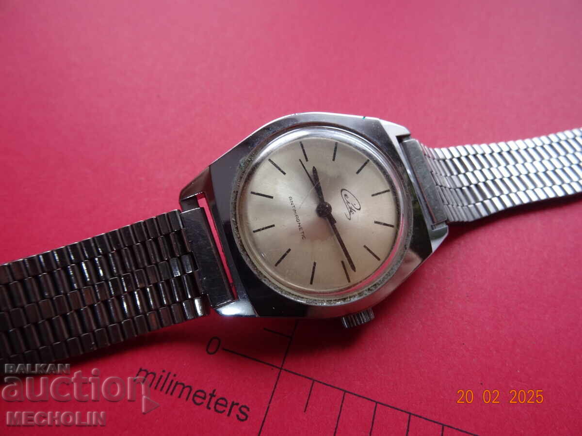 Delivery of GERMAN COLLECTOR'S WATCH LEITE RUHLA