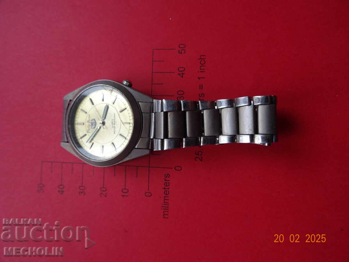 COLLECTOR'S WATCH QUARTZ with price 20.00 BGN | € 10.23